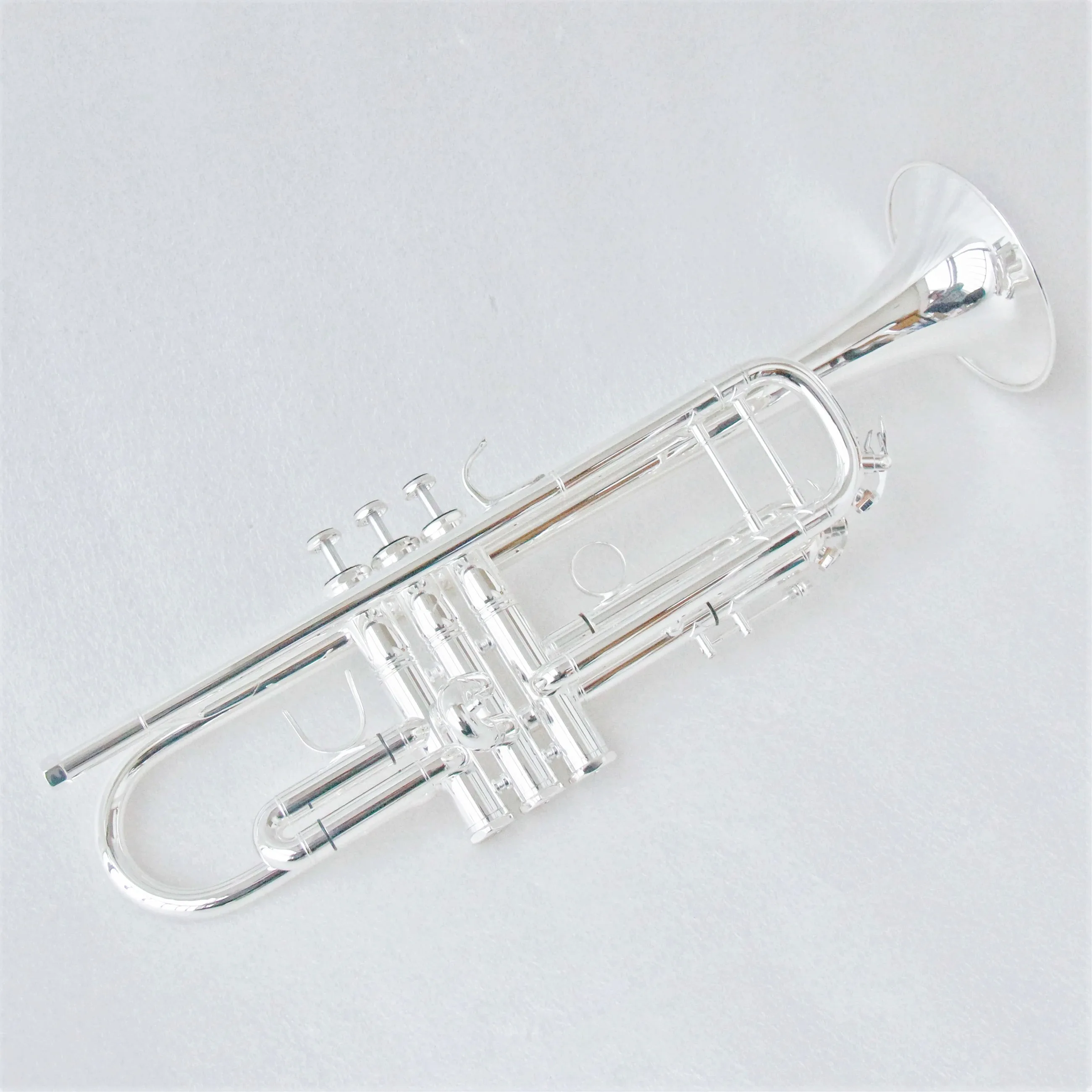 Musical Instrument Brands - آلة موسيقية ترومبيت عالية الجودة، أداء